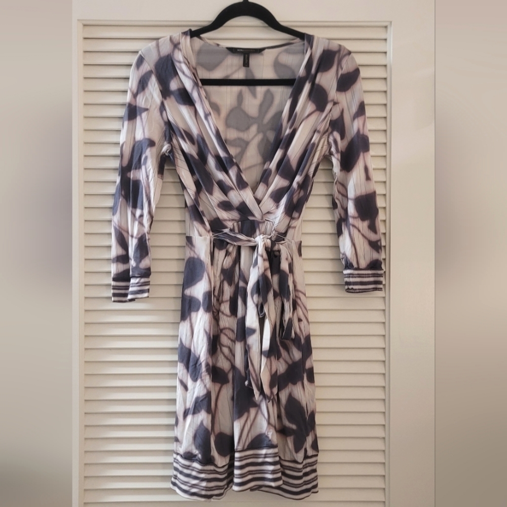 BCBGMaxAzria - Floral Long-Sleeve Wrap Dress